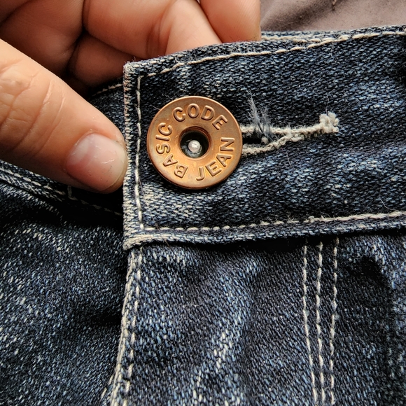 Basic Code Jeans - Picture 9 of 9